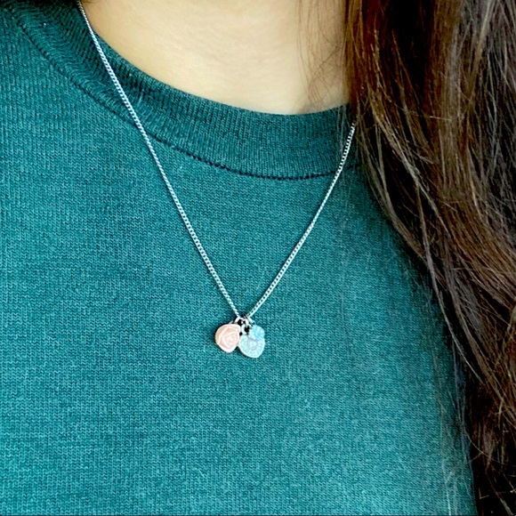 4/$20 Dainty silver necklace - Picture 1 of 2